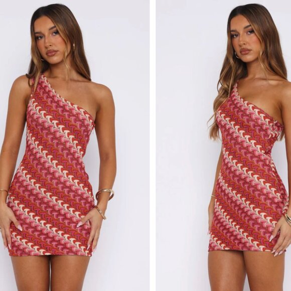 White Fox Go Loco Mini Dress Berry - Picture 1 of 1